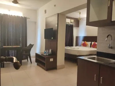 Pratham Inn by Downtown Hotel Hotels near Botany Garden (Botanica)