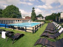 Sunday Box Hill Burford Bridge Hotel