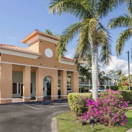 Quality Inn Boca Raton University Area