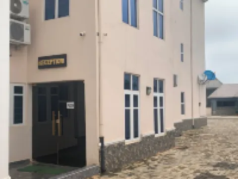 Comfort Kul Suites Hotéis em Agbor