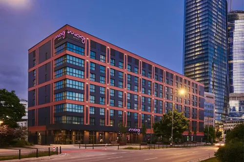 โรงแรม Moxy Warsaw City - ที่มีฟิตเนส