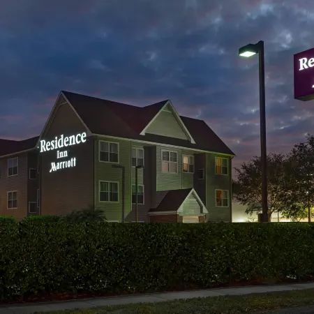 Residence Inn Fort Myers Отели рядом с достопримечательностью «Эдисон энд Форд Уинтер Эстэйтс»