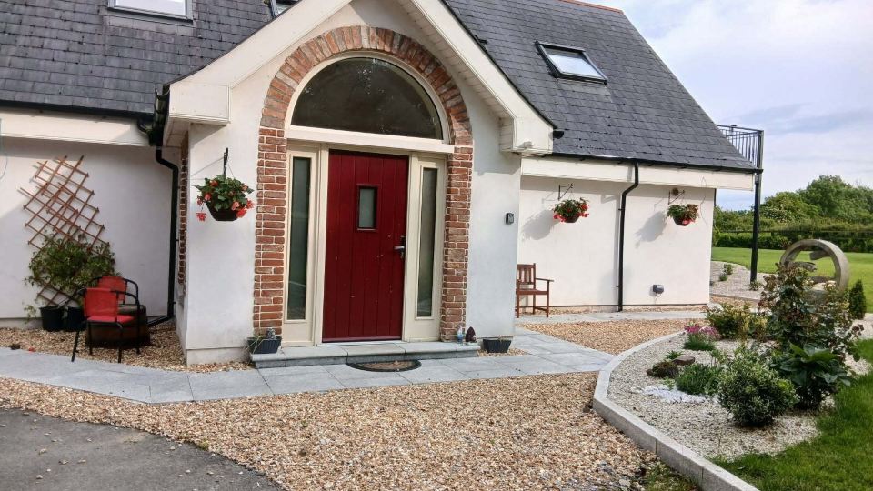 Delphi Lodge