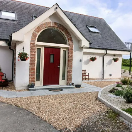 Delphi Lodge