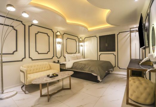 홍대 더 그레이 호텔