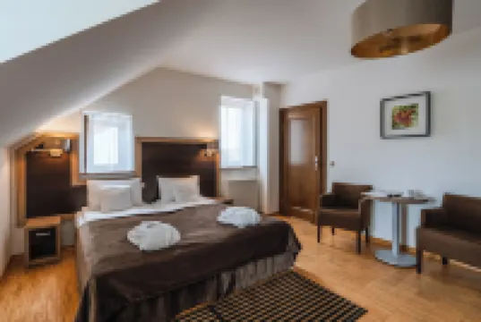 Dwór Kombornia - Folwark Hotels in 