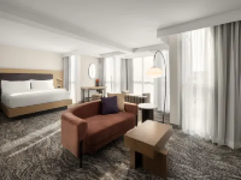 Embassy Suites by Hilton Cincinnati Northeast Blue Ash Hotels in Blue Ash