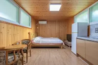 Boeun Sanmorange Pension - Homestays
