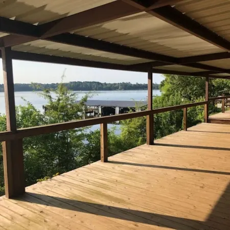 Mid Lake Campground