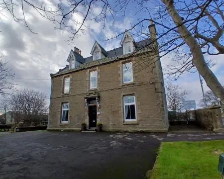 Greenland House Hotels in Thurso