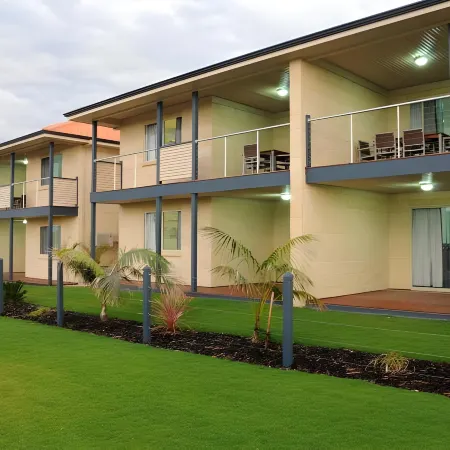 Pinnacles Edge Resort