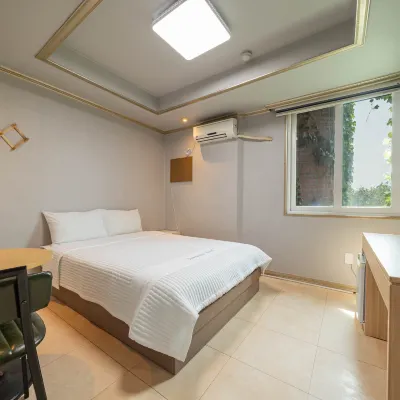 Jumunjin Hotel Hoteles cerca de Biblioteca Sungju