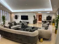Seafront Luxury Suites Jeddah Corniche