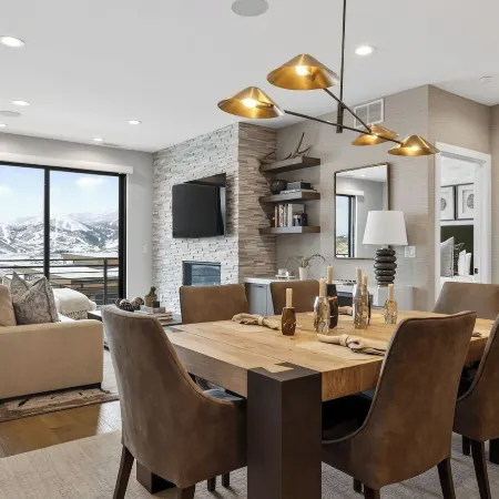 Apex Ridge Retreat by Avantstay Private Hot Tub + Fireplace + Mountain Views + Near Deer Valley East