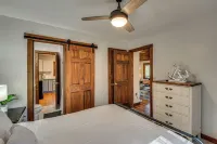 Lake Keowee Family Retreat w/ Private Dock - 3-Star