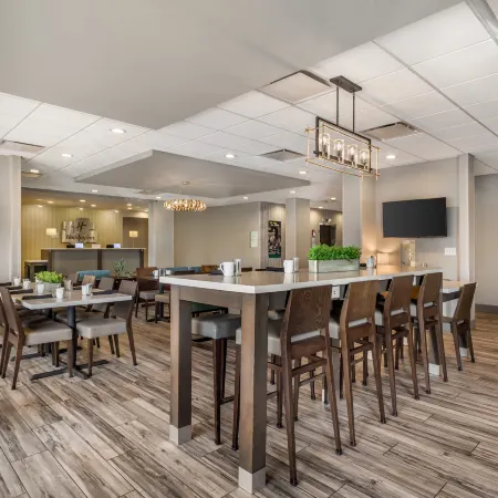 Holiday Inn KNOXVILLE N - MERCHANT DRIVE by IHG