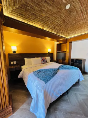 Suites del Jardín Principal Hotels in 