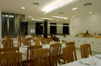 Hotel Genesis - Завтрак