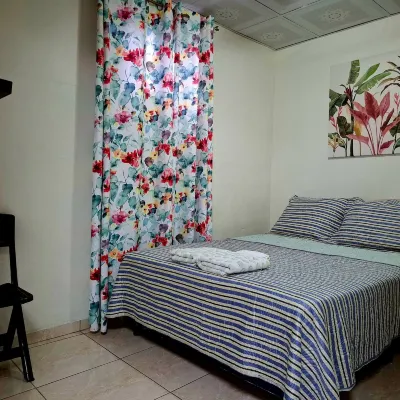 Apartamento Lilia Airport 1 巴拿馬市托庫門國際機場附近的飯店