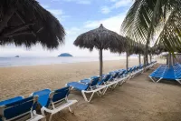 Decameron Isla Coral Guayabitos Ramada All Inclusive Resort - Beach