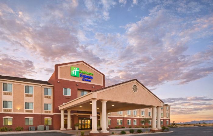 Holiday Inn Express & Suites WILLCOX by IHG