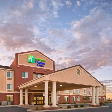 Holiday Inn Express & Suites WILLCOX by IHG