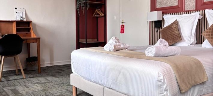Hôtel le Lion d'or Hotels in Eure
