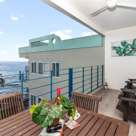 Blue Serenity Oceanfront Penthouse Tower Isle