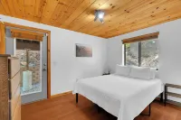 The Family Bear Cabin at Mt. Lemmon Hotel