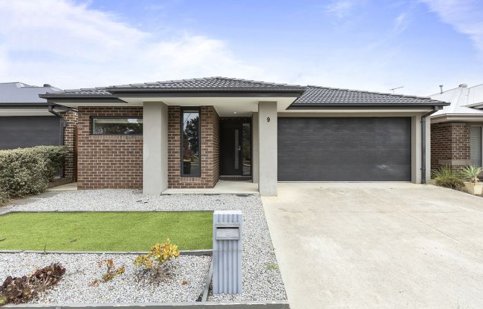 Comfort and Space in Lara's Family Friendly Home