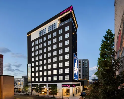 Moxy Atlanta Downtown Hotels near Georgia Aquarium, Inc.