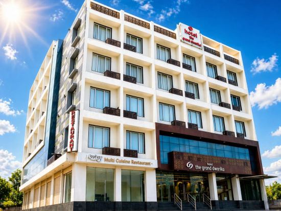 Hotel the Grand Dwarika