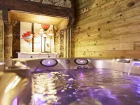 Auberge du Cheval Blanc Logis Hotel Hôtels à : Baud