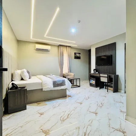 Pearlwood Hotels