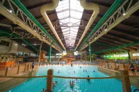 Great Wolf Lodge Southern California - Pools