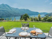 Villa Caterina–Lake View Terrace and Garden Hotels in Moltrasio