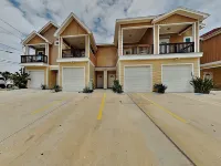 Flip Flops and Pop Tops by Silver Sands Vacation Rentals - Boutique