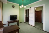 Zolotoj Globus Hotel