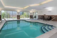 Fairfield Inn & Suites Buffalo Amherst/University - parking