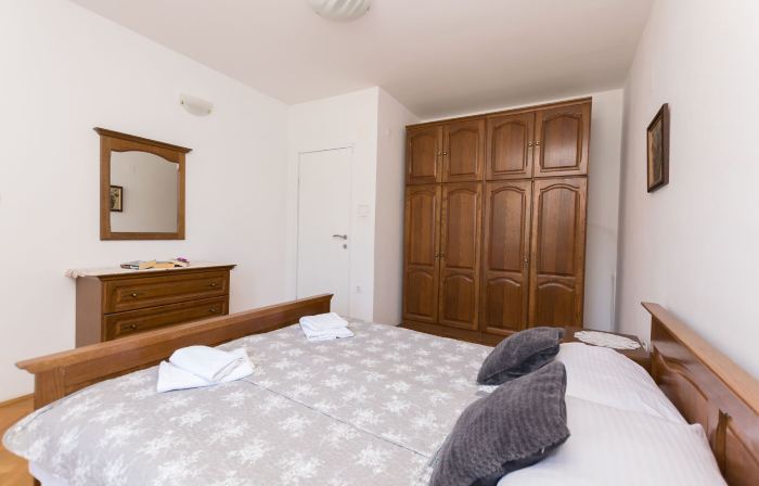 Apartments Davor