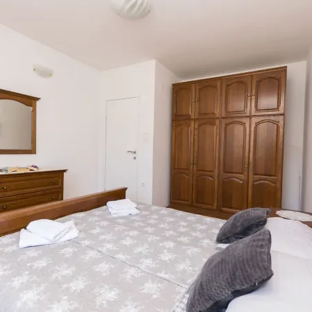 Apartments Davor Отели в г. Слано