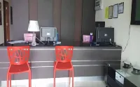 De Mesra Villa - parking