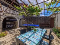 House Katica Hotels in Grizane