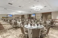 Best Western Plus GranTree Inn - breakfast