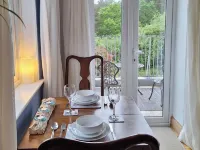 1 Bed Lodge - Sleeps 2 - Pets Ok - Free Parking Hotels in Acharacle
