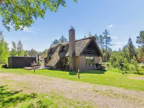"Kersta" - 3.3km from the Sea - Homestays