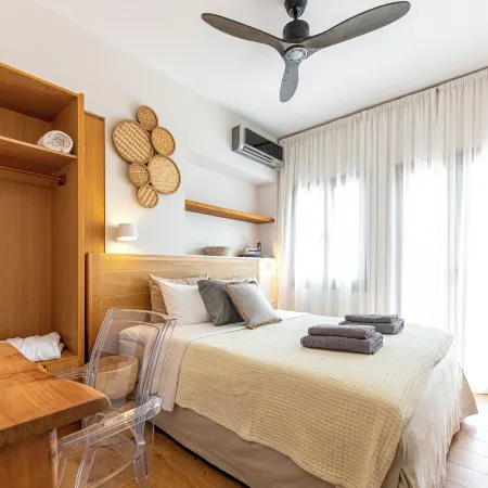2B Luxurious Villa Io, with Private Pool and Stunningt Sea Views