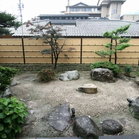 Tsurumakisou