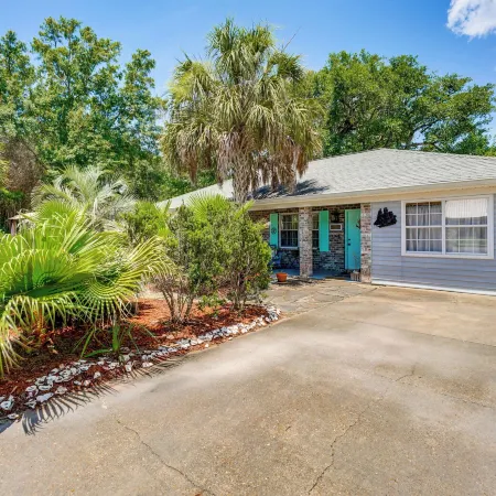 Private Outdoor Oasis! Graveline Bayou Retreat