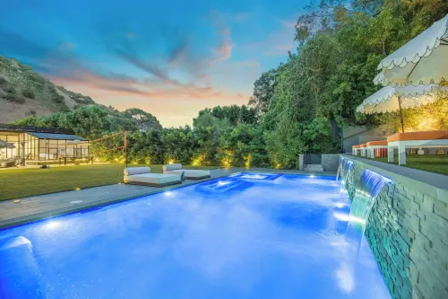 Franklin Canyon - 4-Star